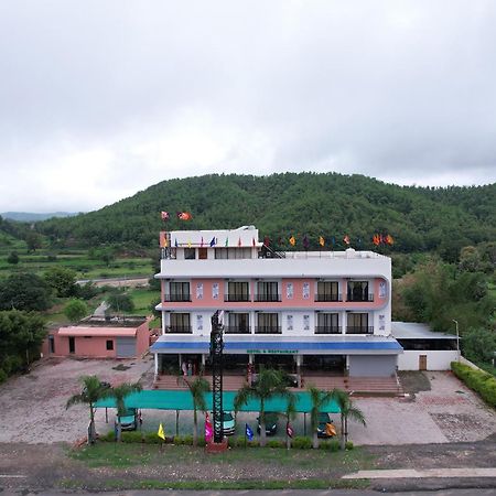 Hotel White Lotus Dungarpur Dış mekan fotoğraf